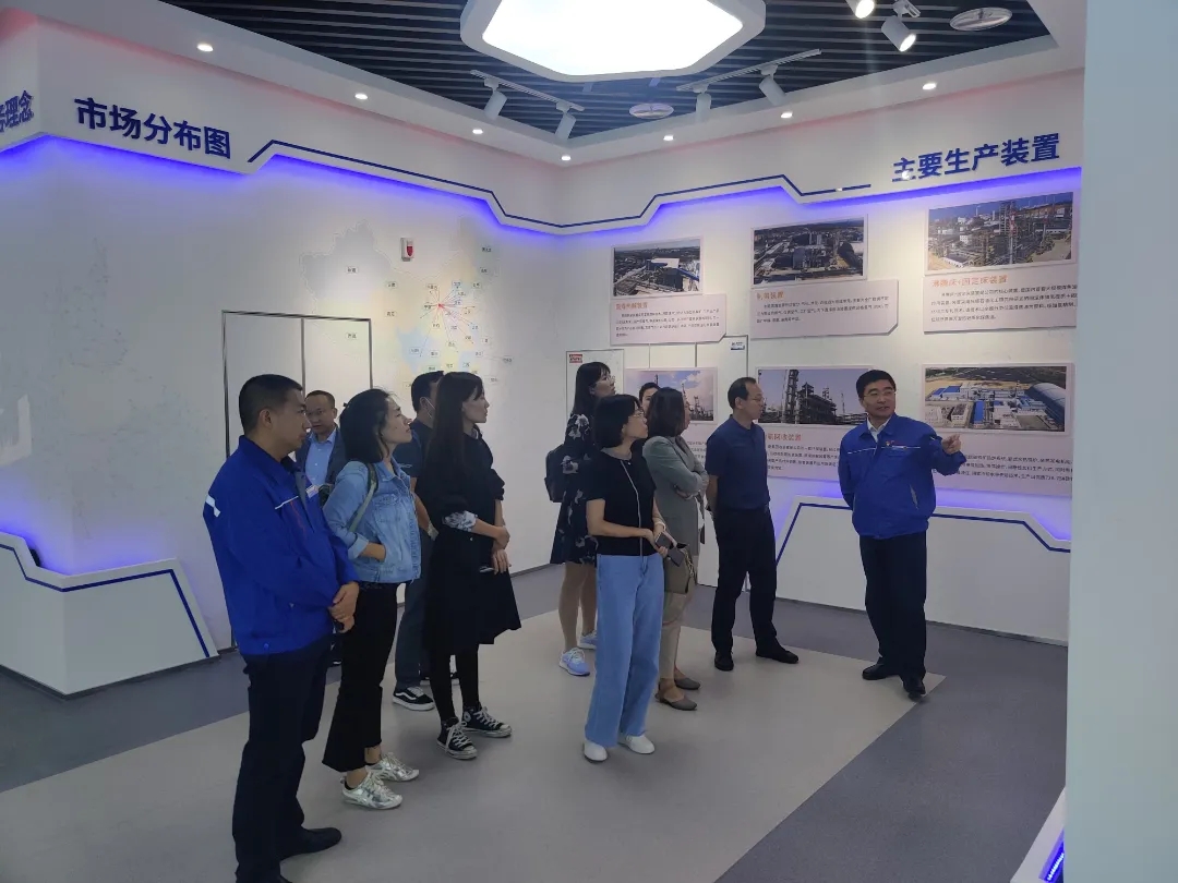 618228590085b.jpg 640.webp.jpg